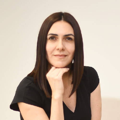 Myriam González